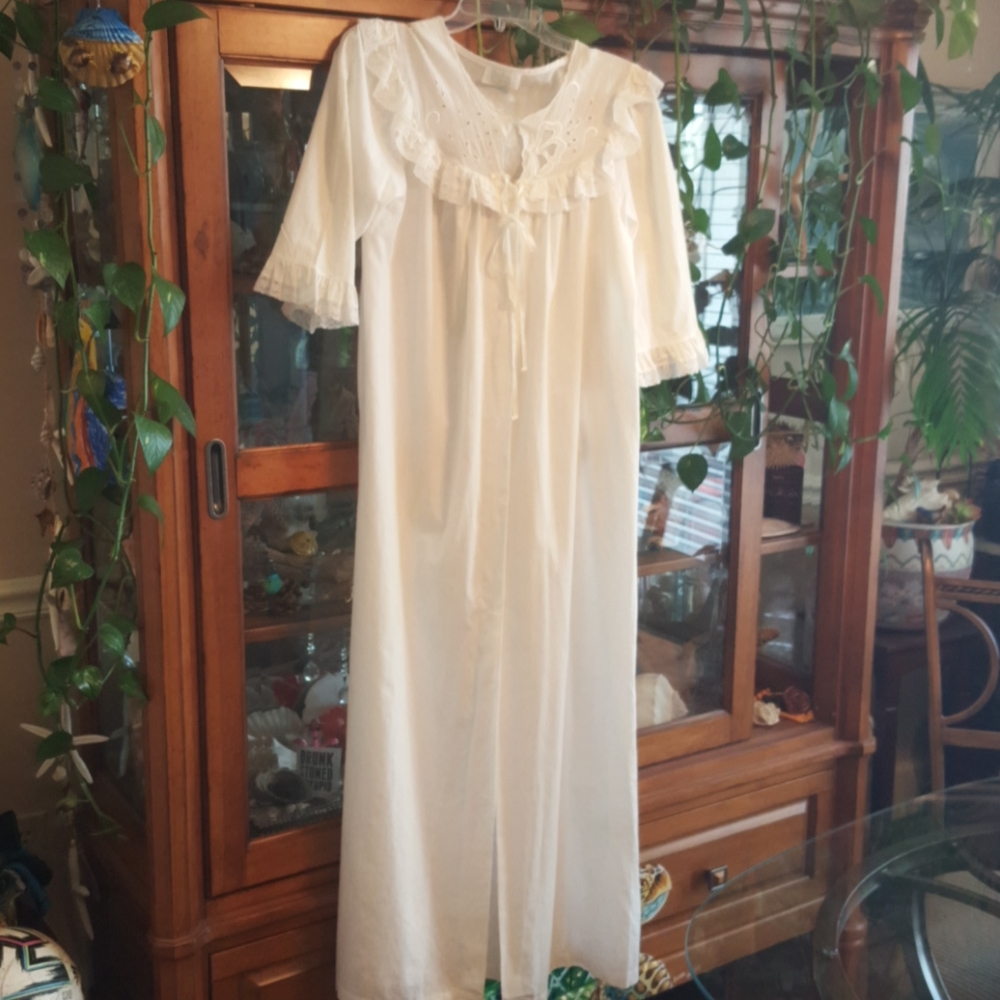 Vintage Pinehurst Lingerie Cotton Robe/Gown